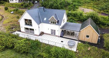 Your Luxury Retreat on Loch Awe Awaits