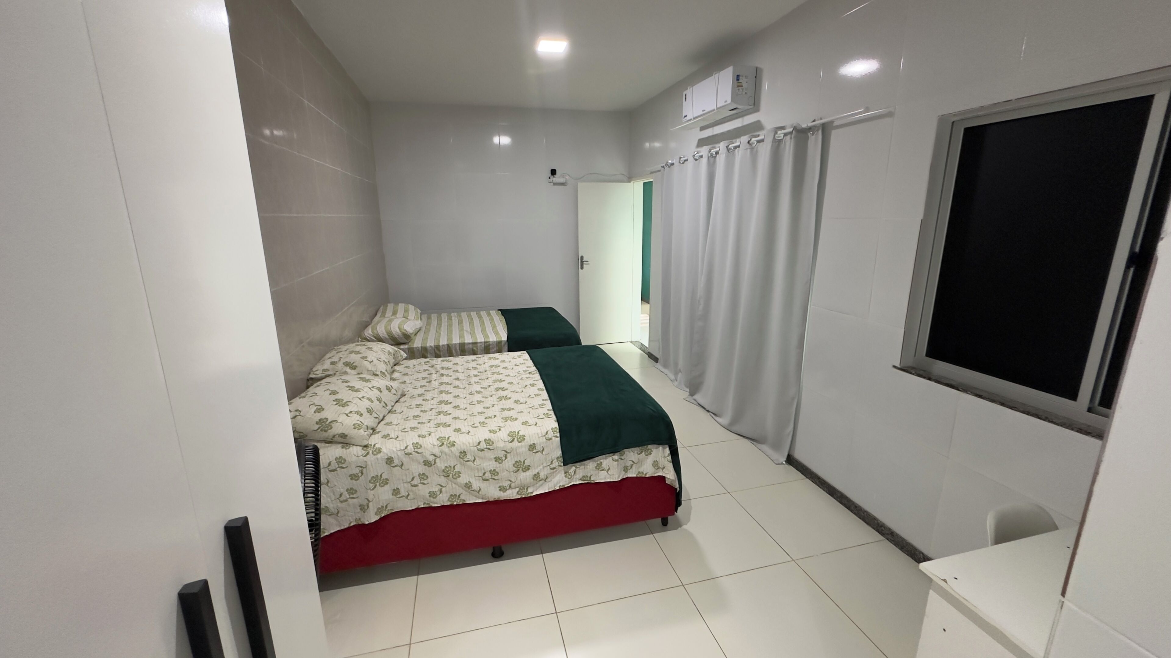 2 slaapkamers, een bureau, gratis wifi, beddengoed