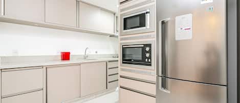 Basic Apartment | Private kitchen