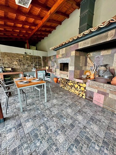 Jade's House BBQ & Sea View Villa