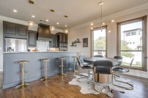 Dining - Gorgeous Lake View in Sportsman’s World (Strawn)