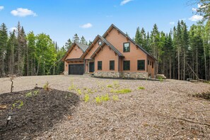 Exterior - 9 Gables | Waterfront Access on Rangeley Lake (Rangeley)