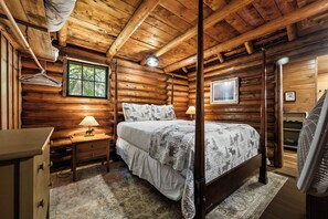 4 bedrooms, free WiFi, bed sheets