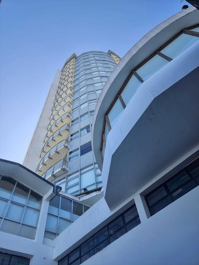 Avila 360° Suite at Iconic Hotel Humboldt