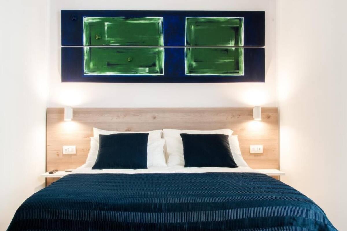 Deluxe Double Room, Balcony | WiFi (free)