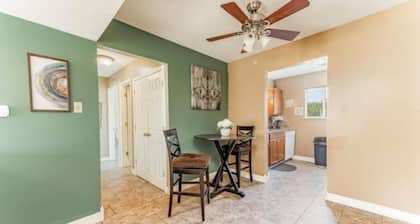 Marvelous 2-bedroom Apt #6 in El Dorado