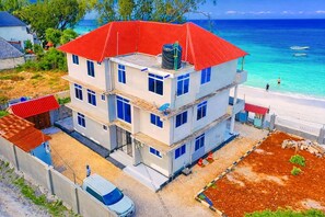 Appartement, 2 chambres, accessible aux personnes à mobilité réduite, patio | Plage