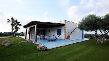 Comfort Villa, Garden View | Exterior