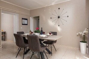 Ảnh chưa phân loại, 3 trong số 69 ảnh, nút