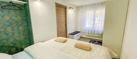Apartamento (A1) | Cofres nos quartos, Wi-Fi de cortesia