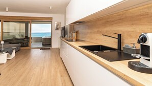 Unclassified image, 4 of 33, button - Apartment Luxury Beachfront Jacuzzi Suite With Sea View (Povljana)