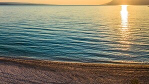 Beach nearby - Apartments Dream (Brela)