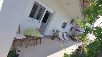 Apartment (A1) | Terrace/patio