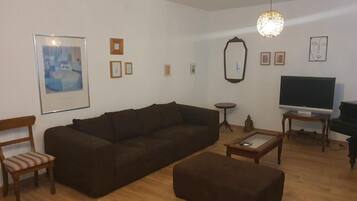 Apartment (A1) | Living room