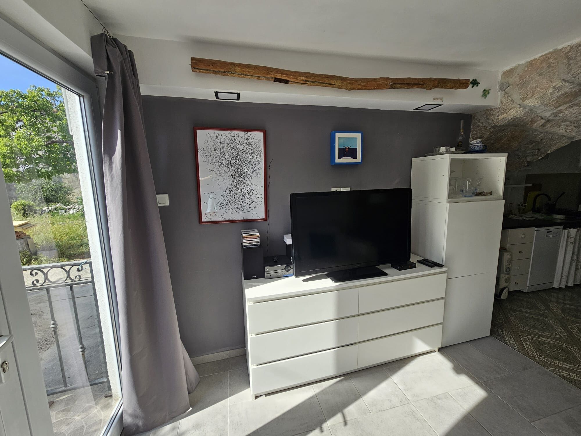 Apartment (A1) | Living room | Smart TV