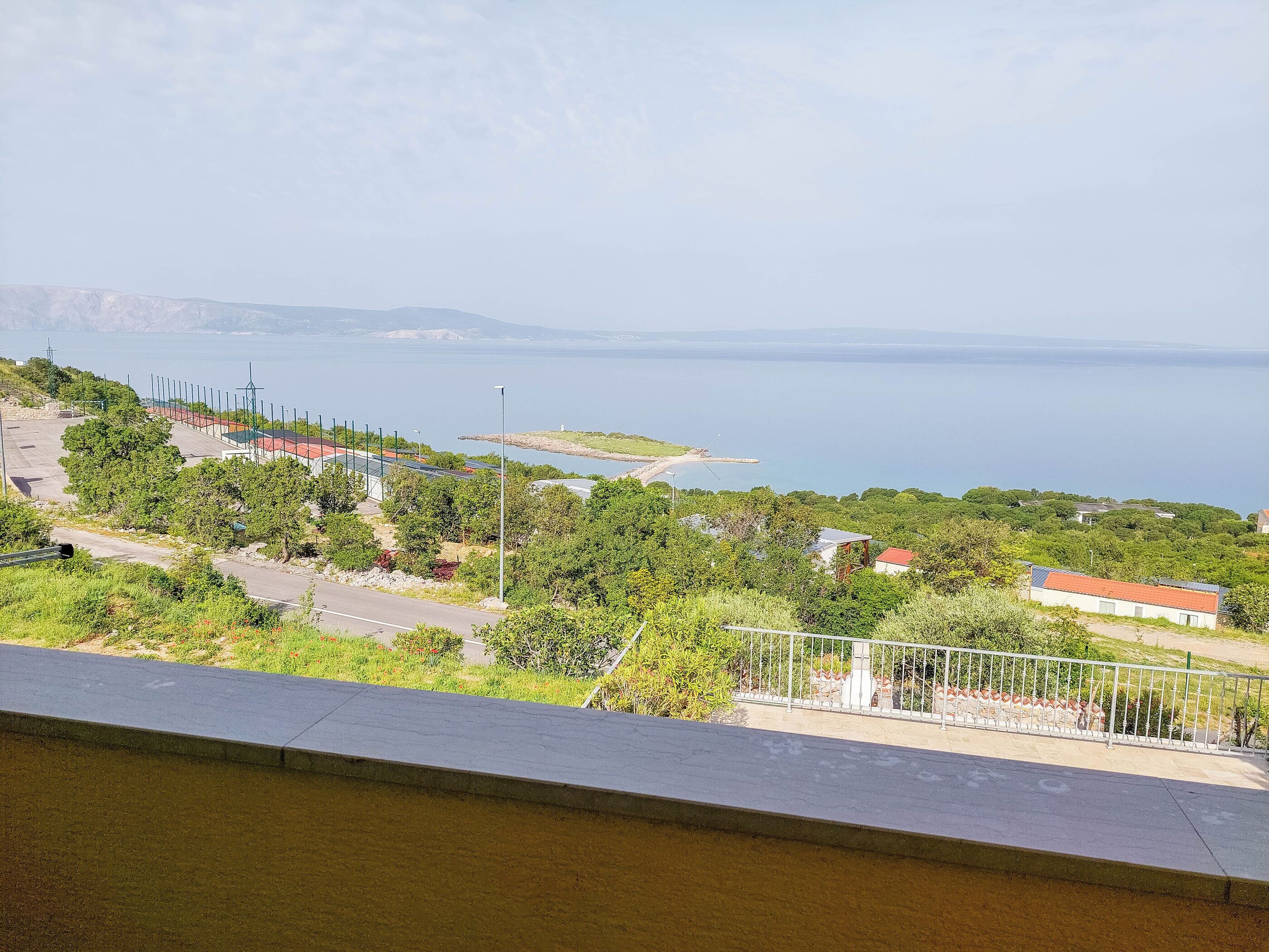 Apartemen (A1) | Balkon