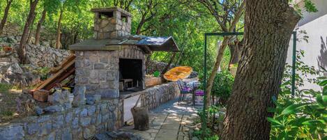 BBQ/picnic area