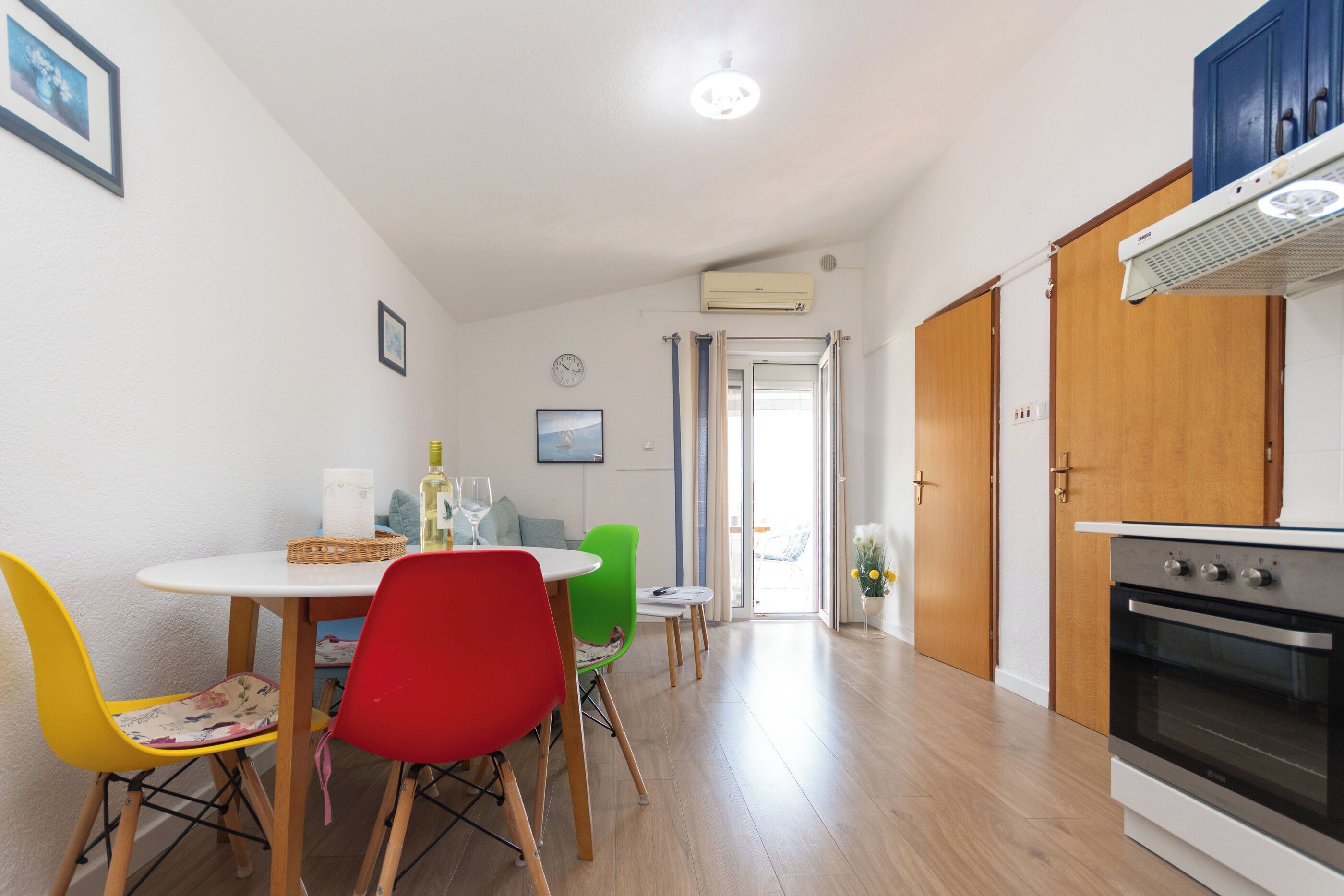 Apartment (A3) | Dining