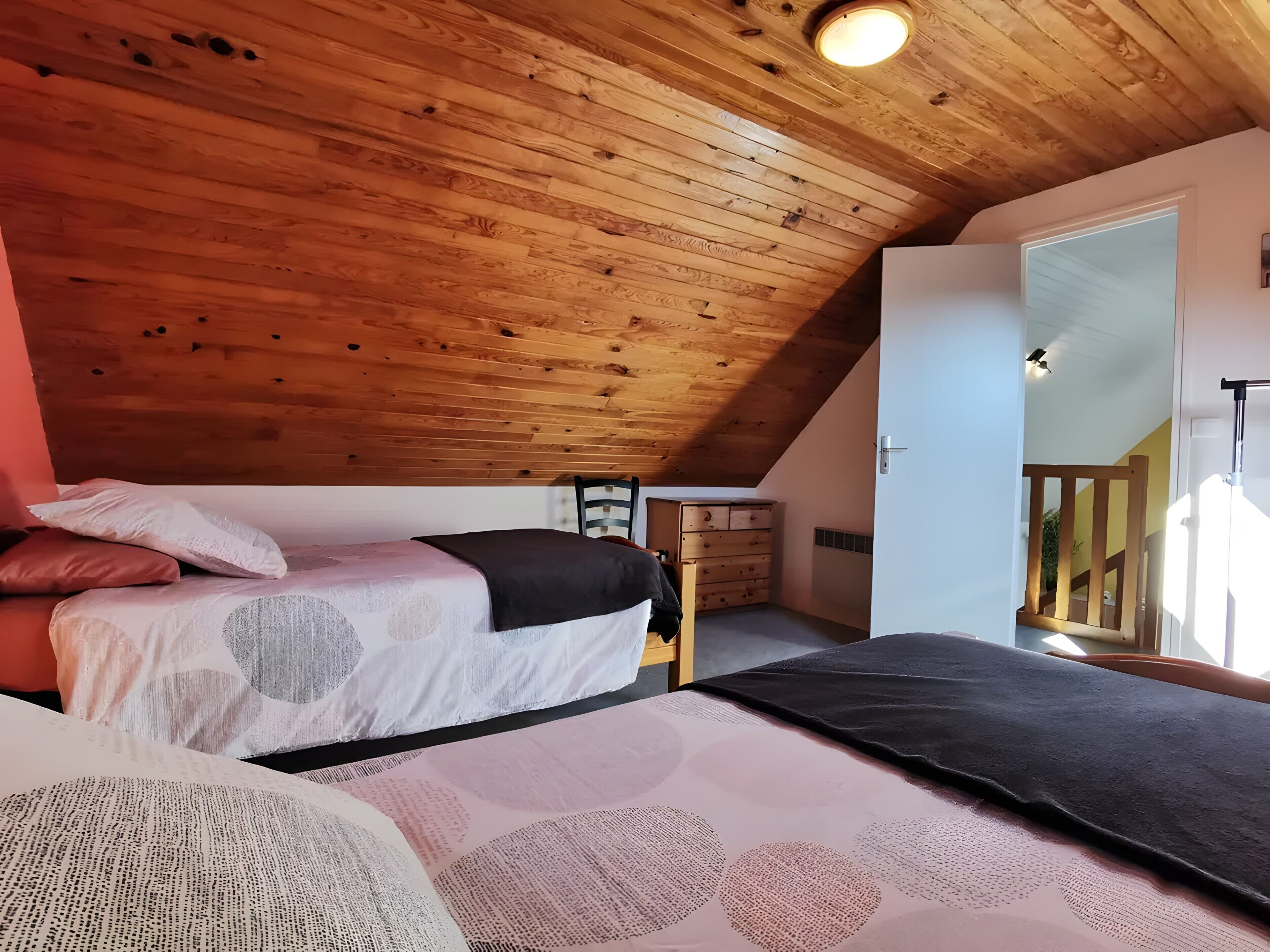 2 Schlafzimmer, Bügeleisen/Bügelbrett, WLAN, Bettwäsche