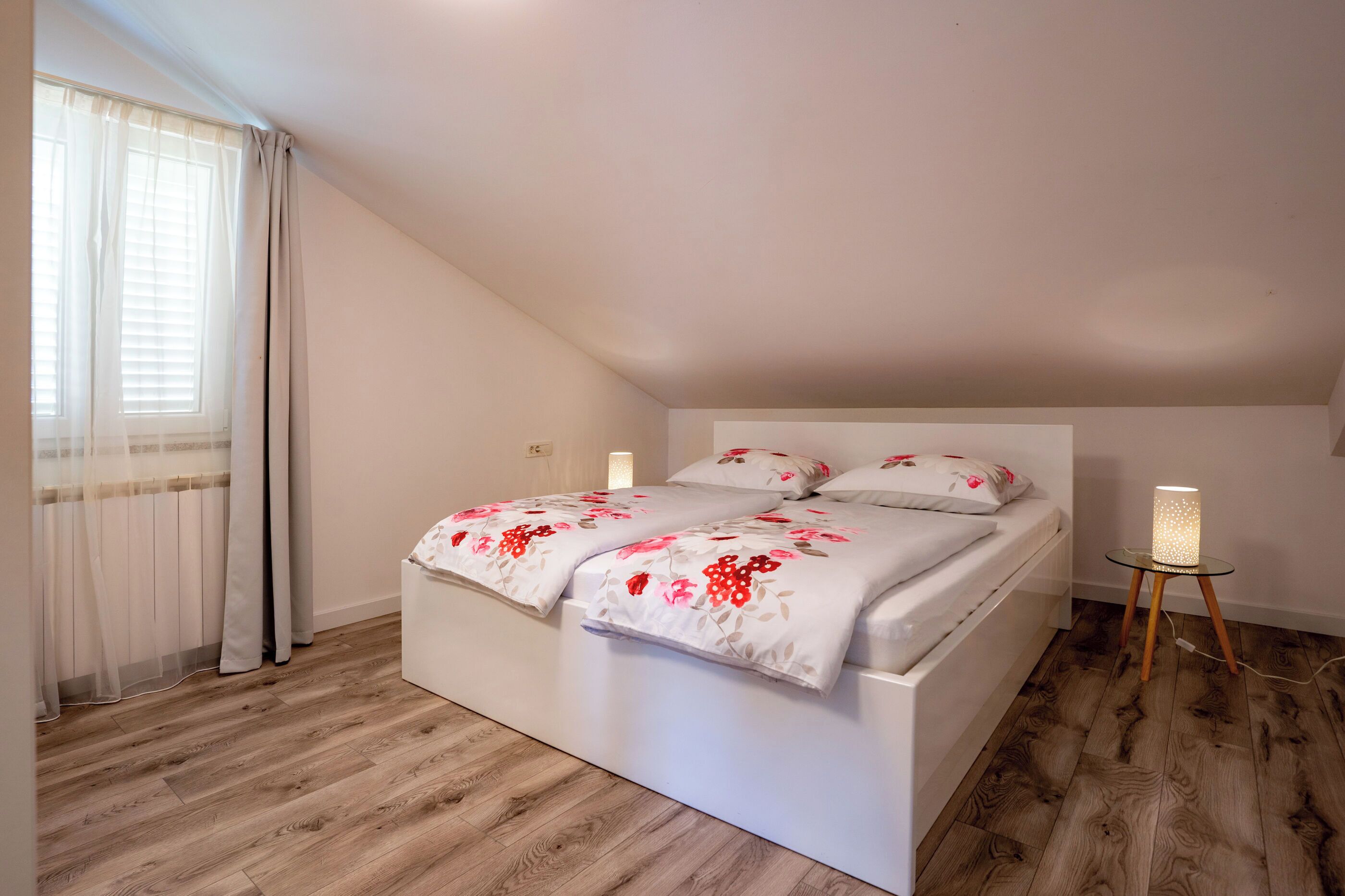 Apartment (A5)