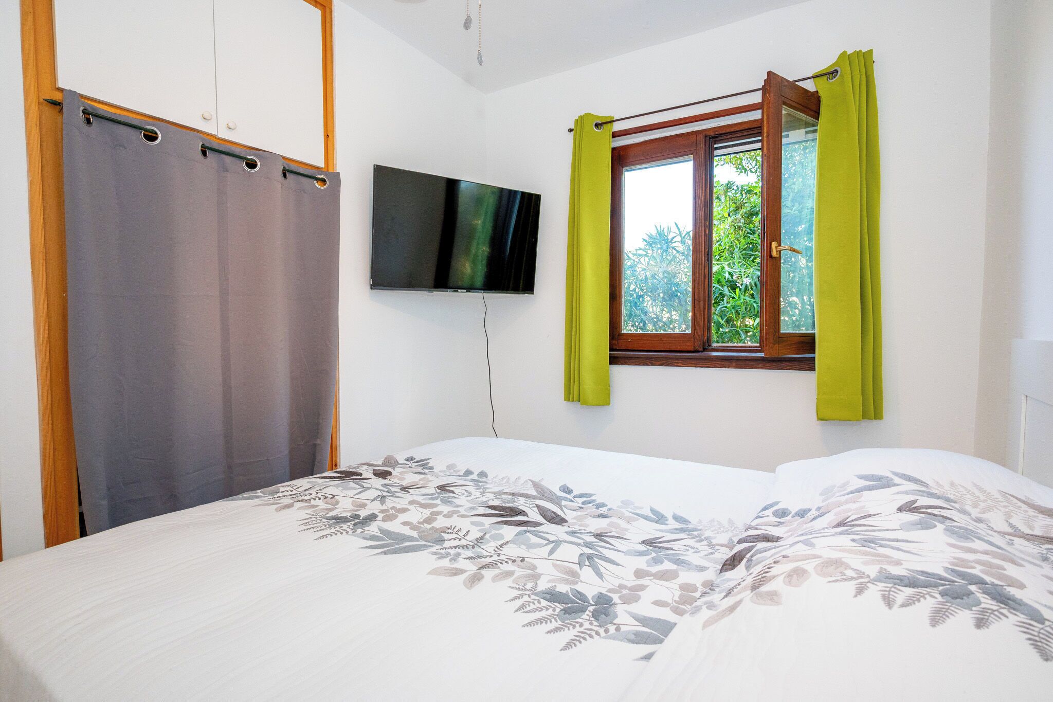 Apartment (A2) | Iron/ironing board, WiFi (free)
