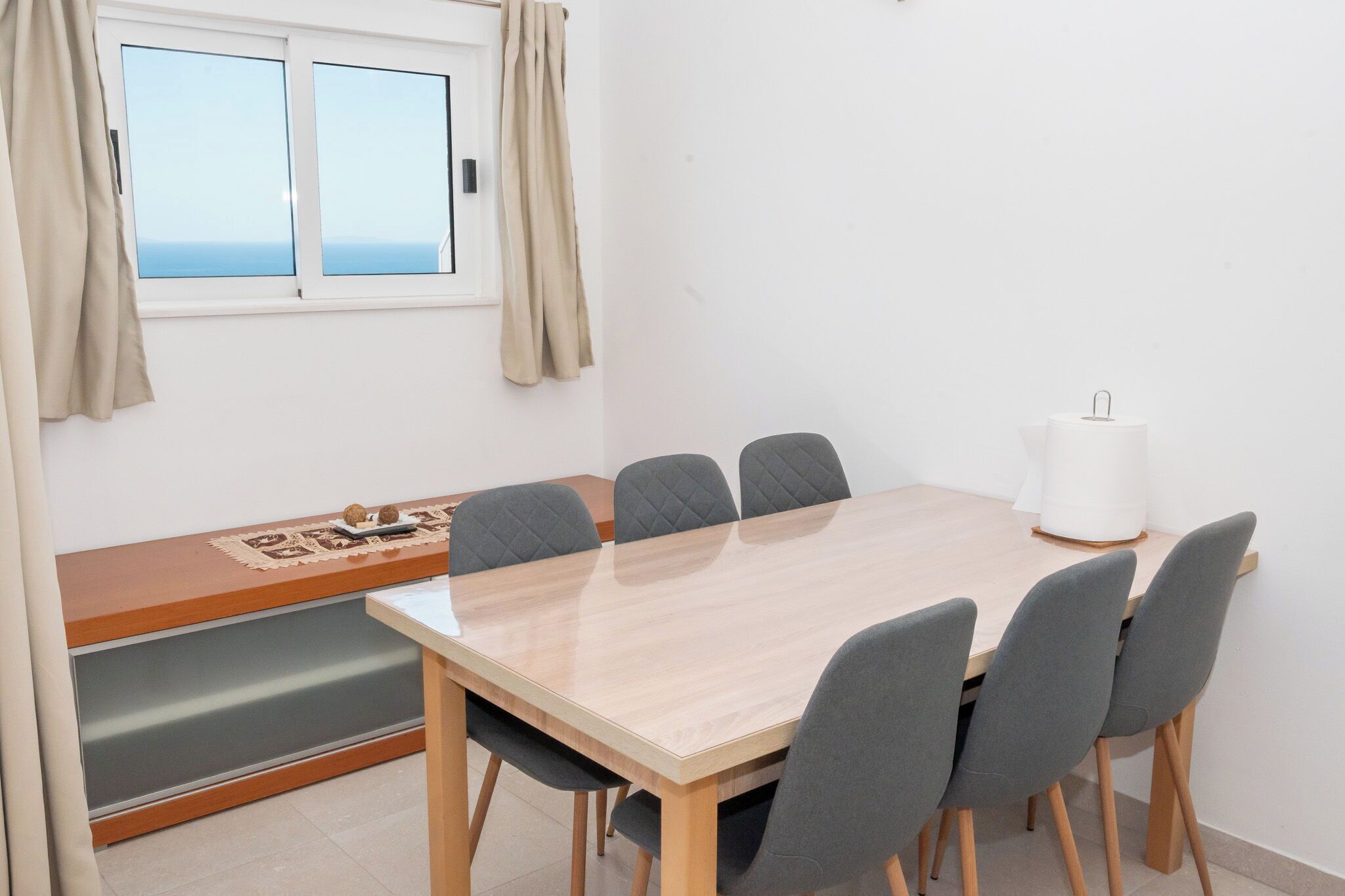 Appartement (A1) | Cuisine privée | Réfrigérateur, un four, surface de cuisson, bouilloire électrique