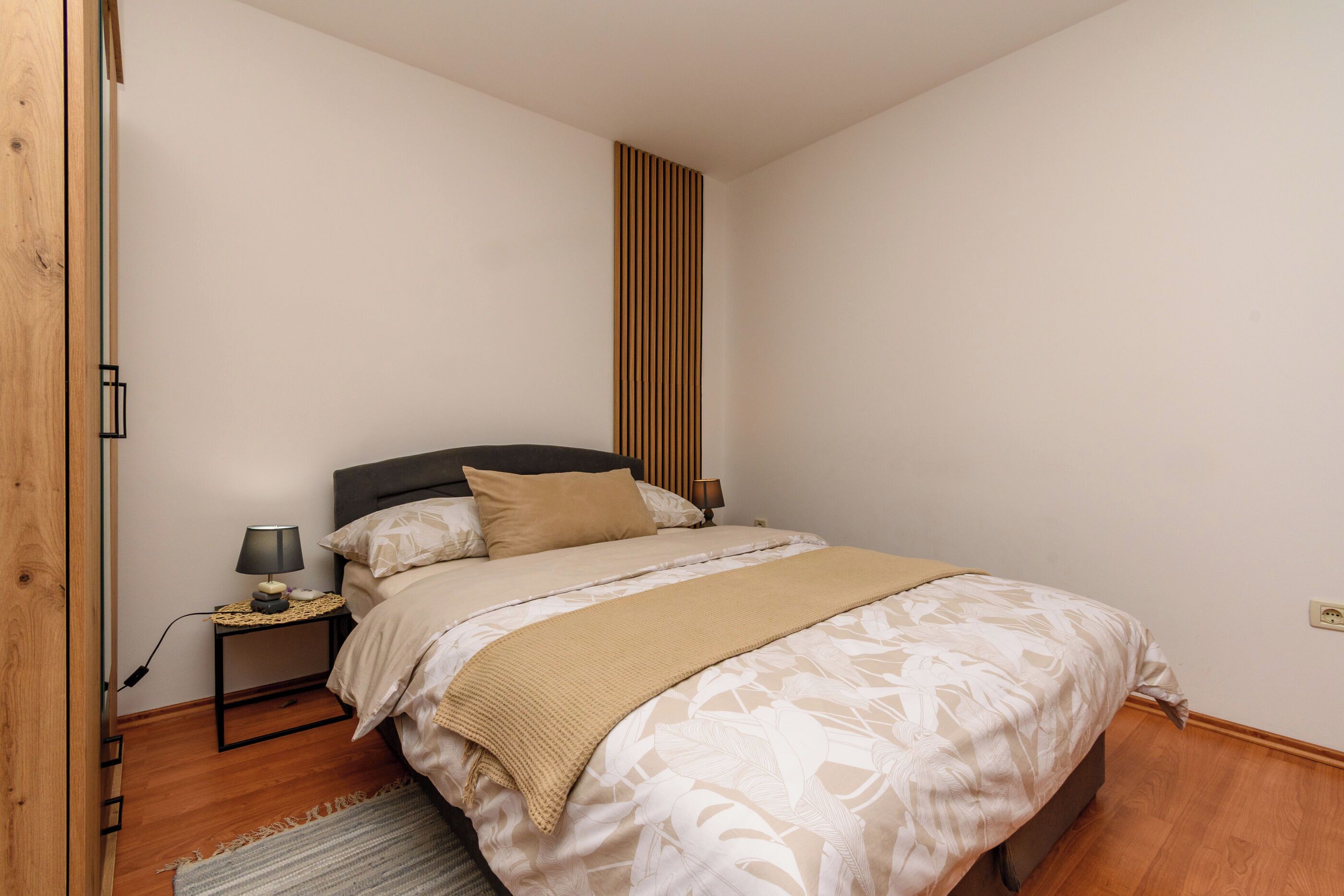 Apartment (A1) | In-room safe, iron/ironing board, free WiFi