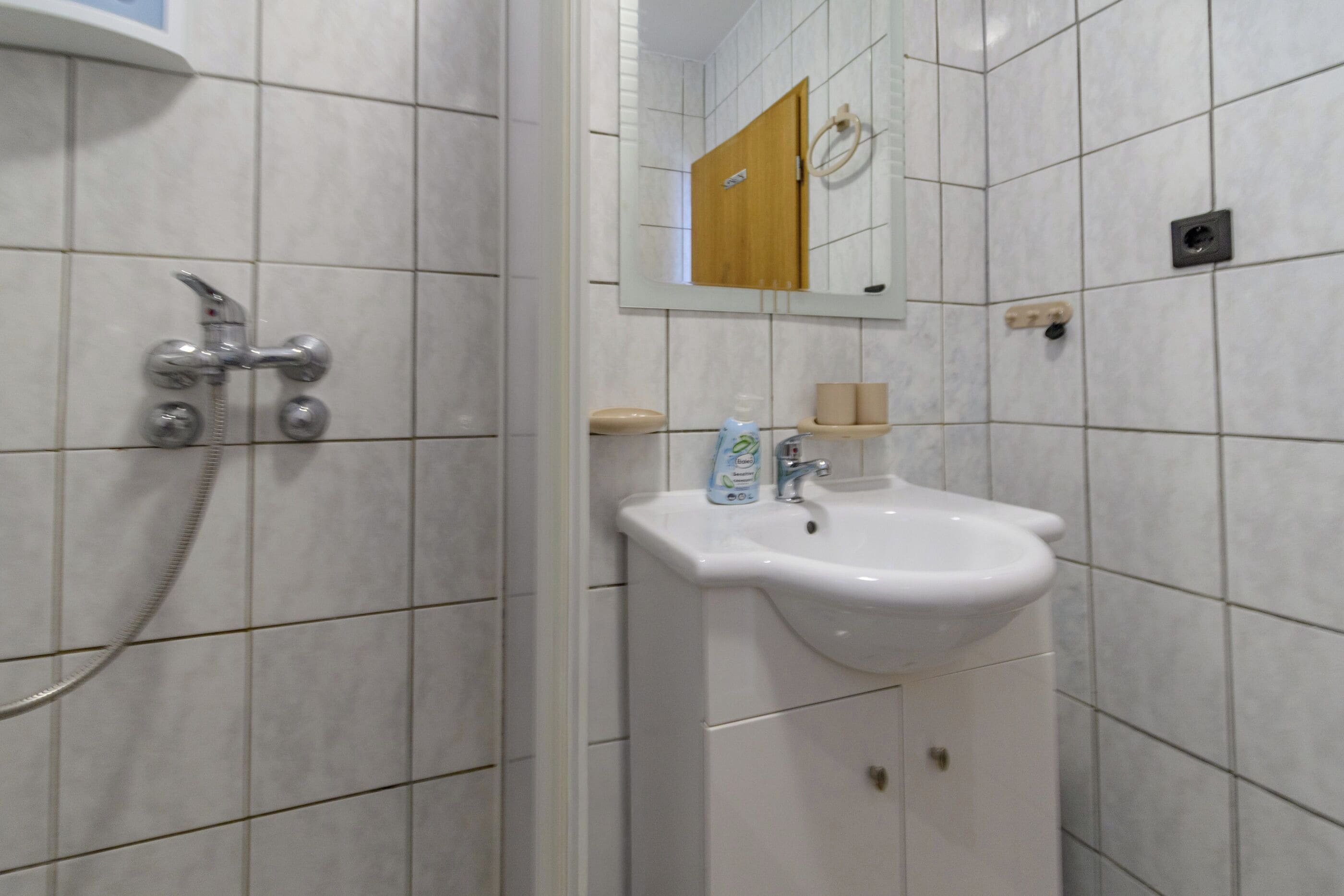 Apartment (A2) | Bathroom
