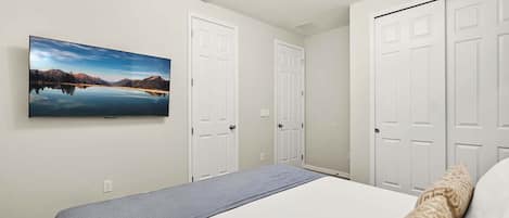 9 habitaciones, tabla de planchar con plancha y wifi gratis