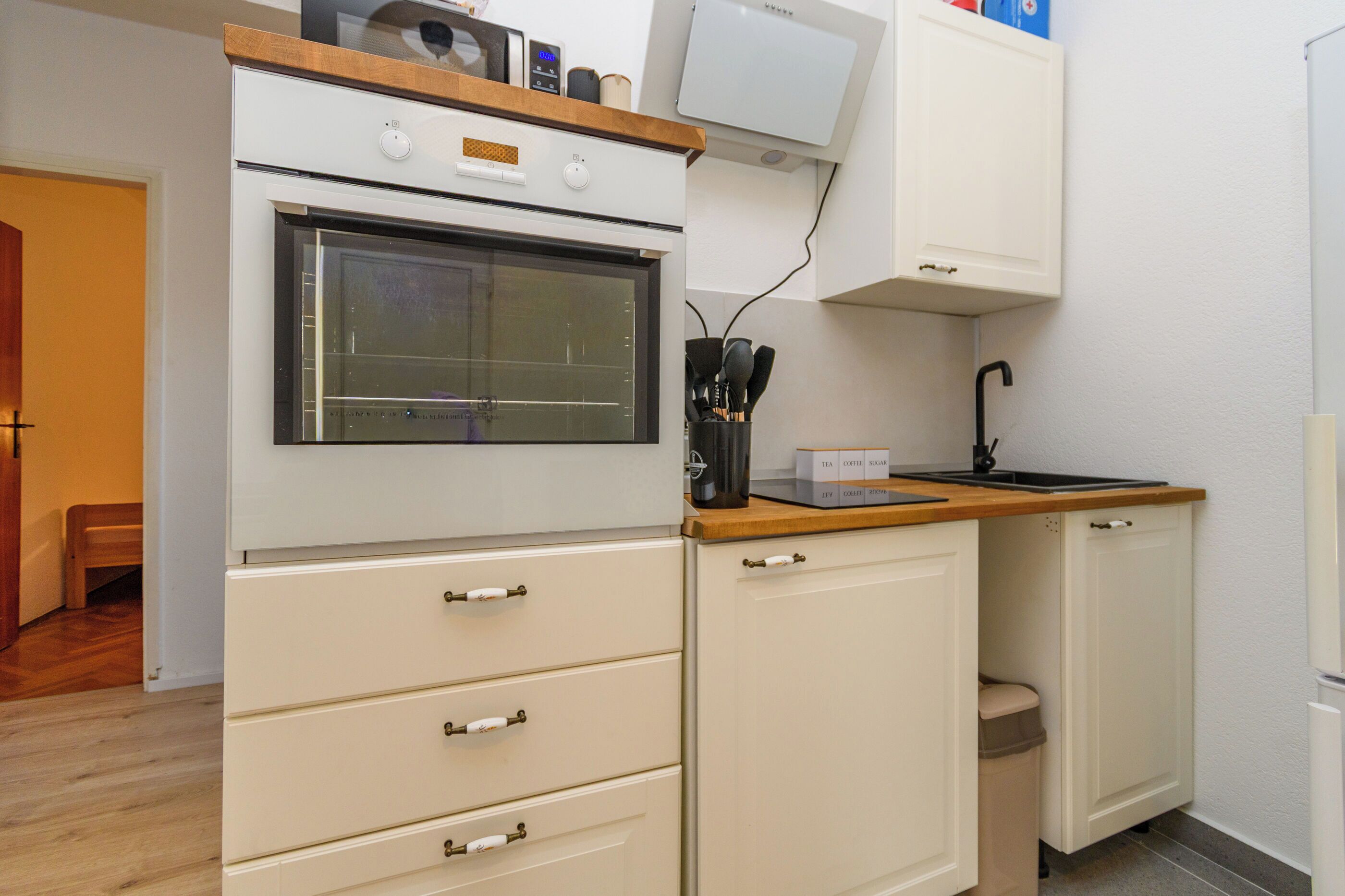 Apartment (A2) | Private kitchen | Espresso maker, fridge, microwave, oven