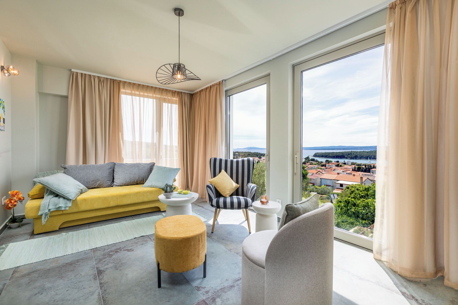 Apartment (A1) | Living room | Smart TV, Netflix, streaming services