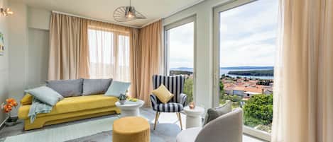 Apartment (A1) | Living room | Smart TV, Netflix, streaming services