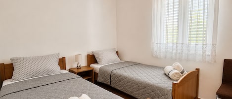 Apartment (A1)