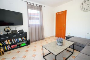 Apartment (A1) | Living room