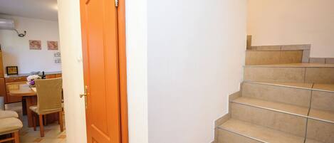 Apartment (A1) | Staircase