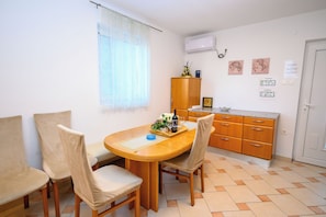 Appartement (A1) | Restauration