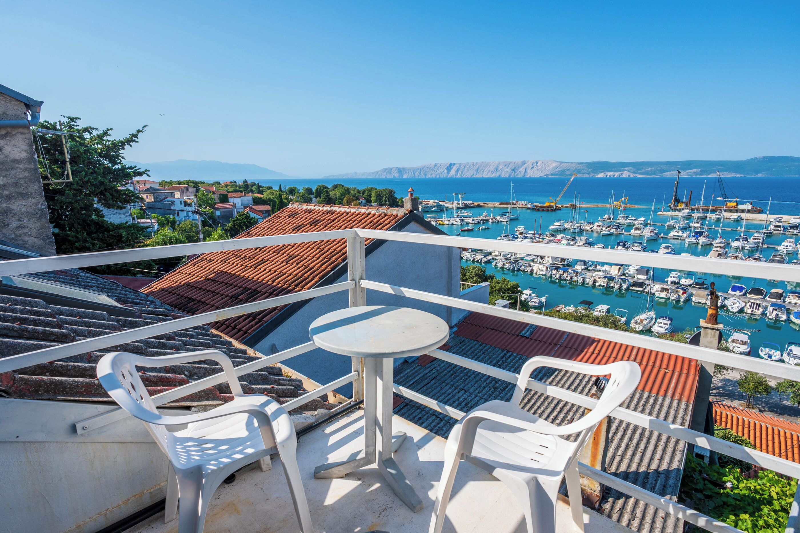 House | Water view