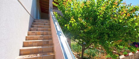 Apartment (A1) | Staircase