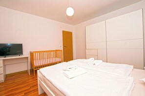 Apartment (A1)