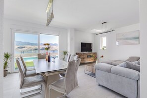Villa | Sala de estar | Smart TV