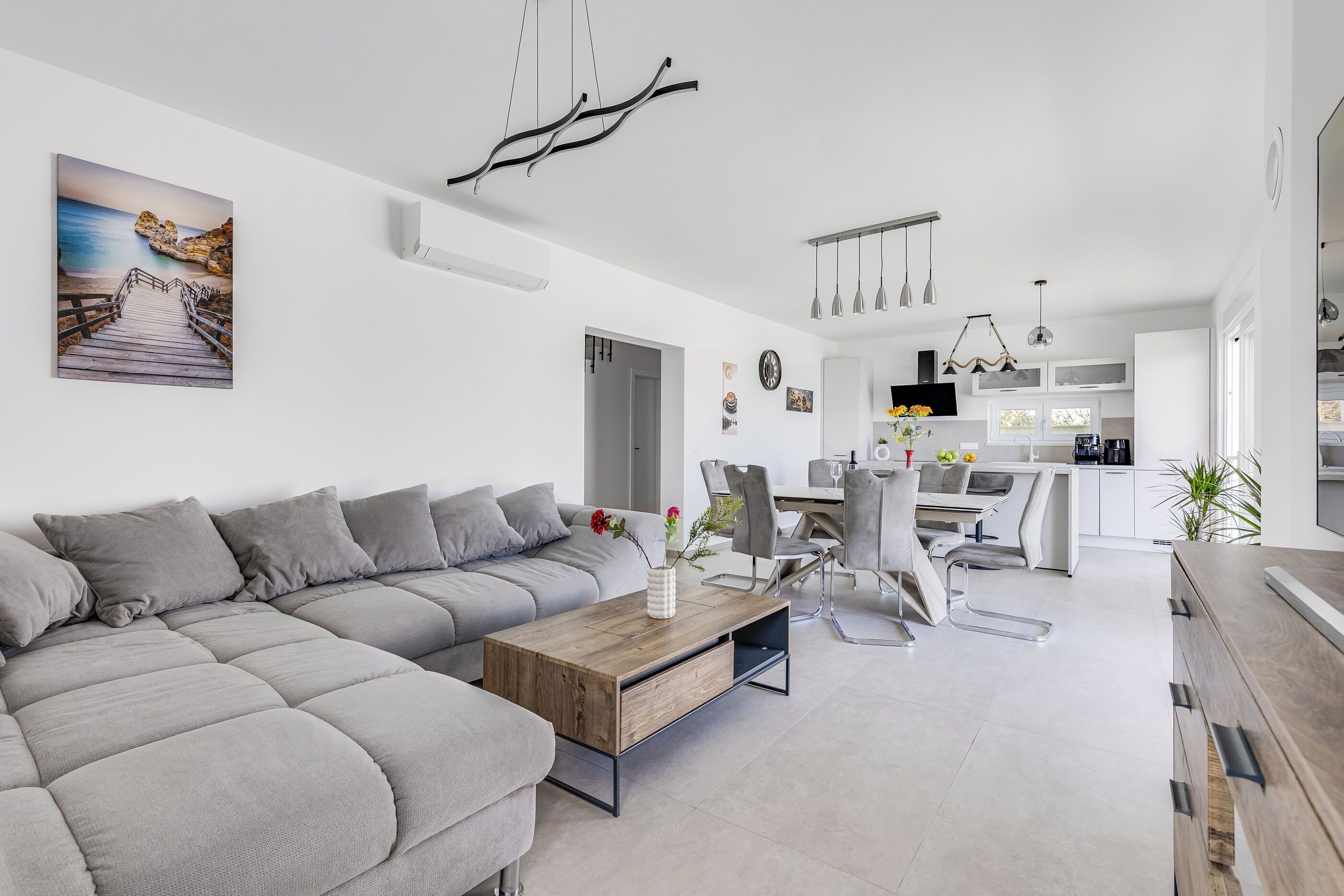 Villa | Living room | Smart TV