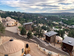 Exterior - Luxury Camping Rentals for Treetop Glamping, Zion National Park Stays (Orderville)