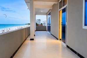 Balcony - Ocean-view Balcony - Uroa 2 Bedroom Beachfront apt (Uroa)