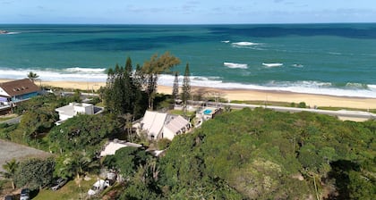 ASA Casa Frente Mar Pe na Areia Piscina BC