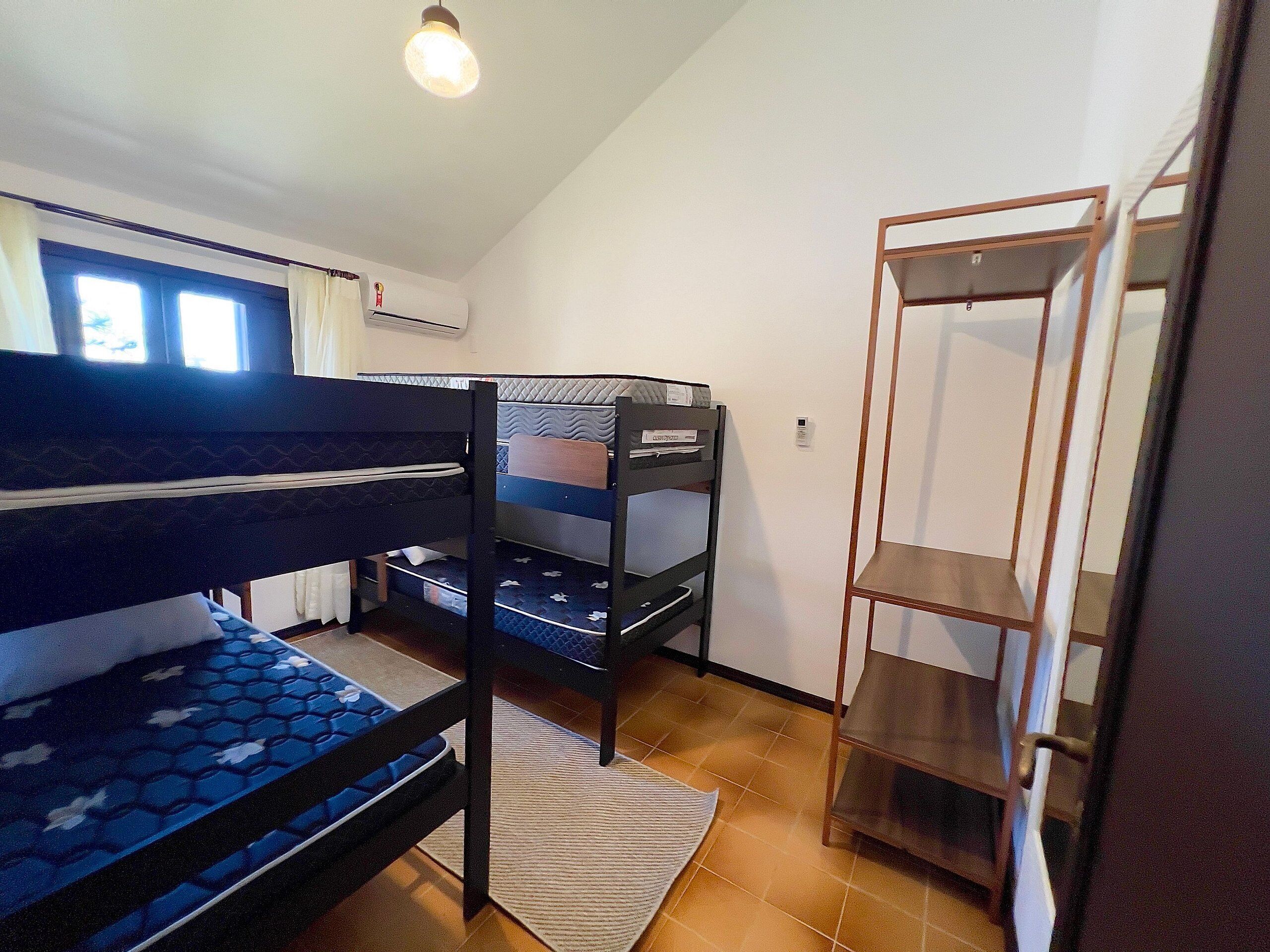 6 Schlafzimmer