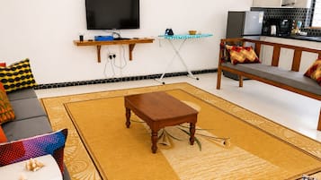 Appartement, 1 chambre, accessible aux personnes à mobilité réduite, vue océan | Salle de séjour