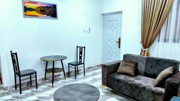 Comfort Single Room, Balcony, Lagoon View | Interior