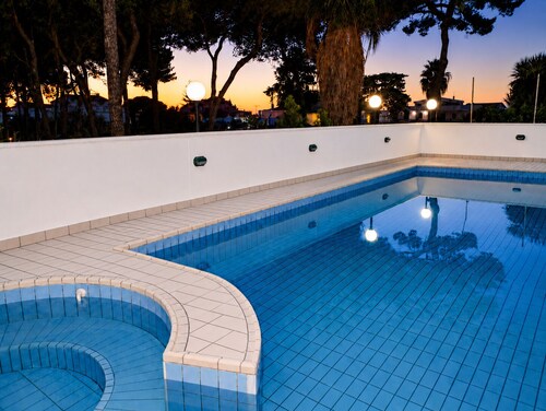 Renova Residence 