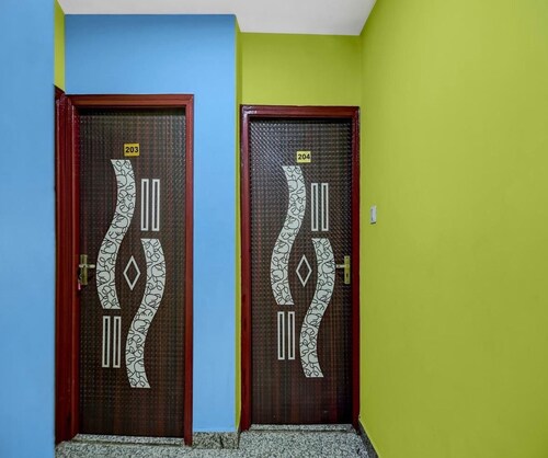 Deluxe Hotel Bidisha