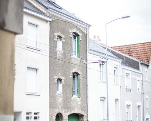 Exterior - Newly renovated apartment close to shops (Saint-Nazaire)